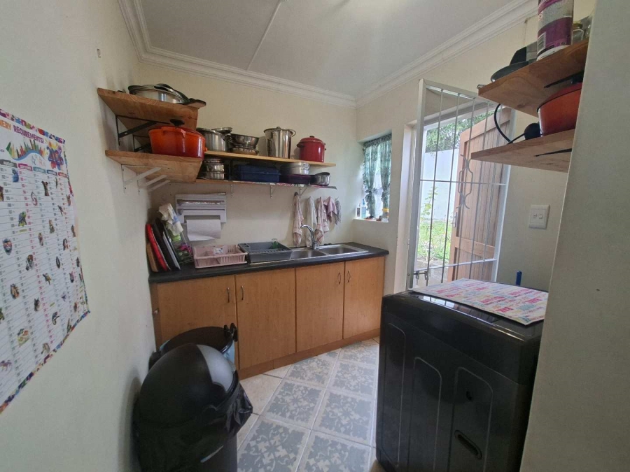 3 Bedroom Property for Sale in Fraaiuitsig Western Cape